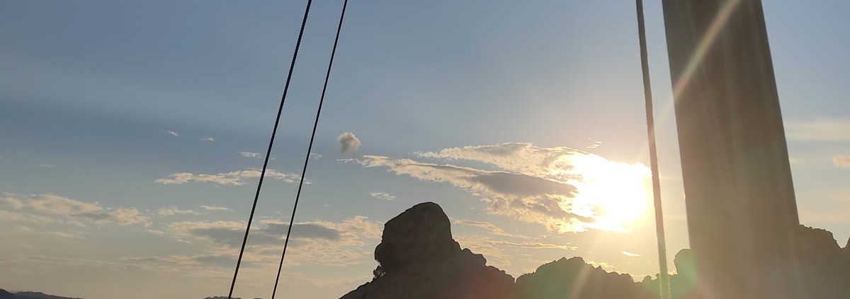 Besichtige die Inseln und den Hexenfels im Maddalena Archipel in Sardinien