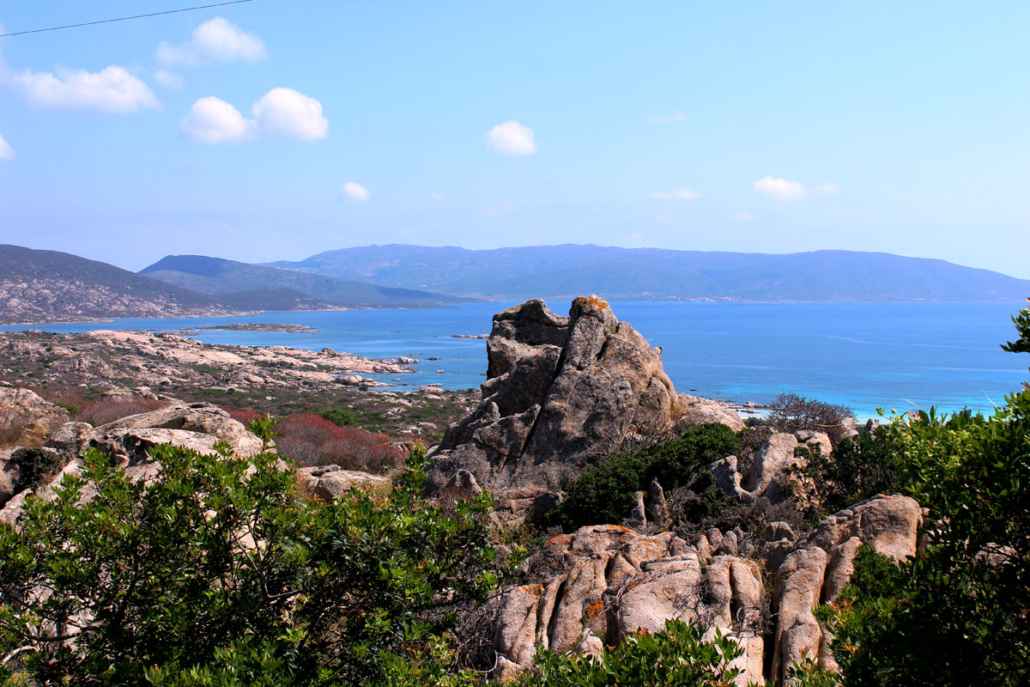 Im Jeep kommst du an unzugängliche Orte des Naturparks Insel Asinara